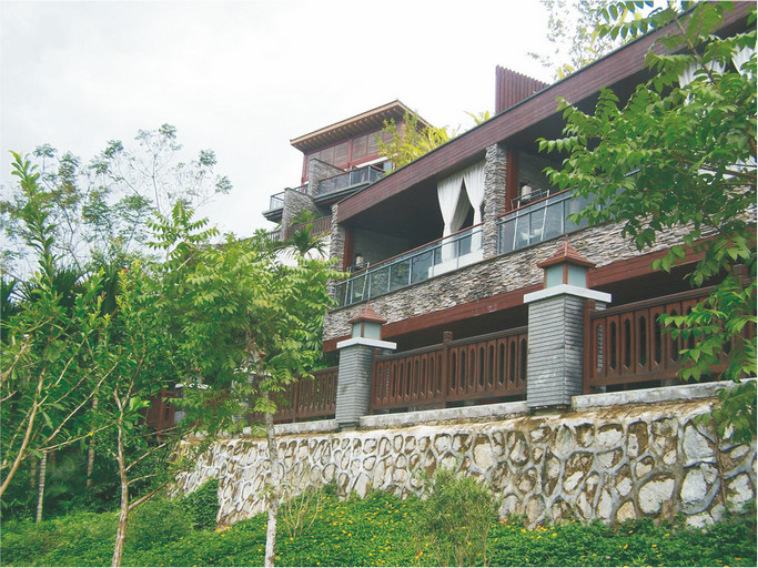 1520565247305267.jpg 保亭龍灣雨林谷(大型獨(dú)棟別墅、酒店會(huì)所、地下停車場(chǎng))1.jpg